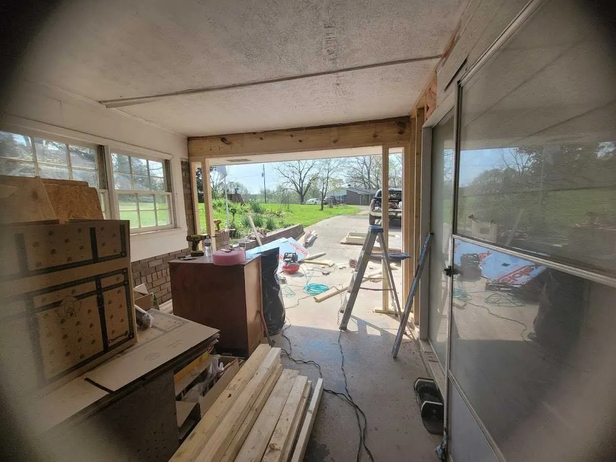 Air movers and dehumidifier for Drying & Dehumidification in Lathrop